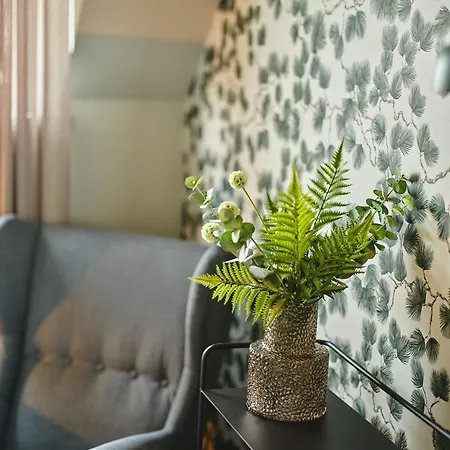 Haga Hotell & Bistro Hillerstorp Extérieur photo